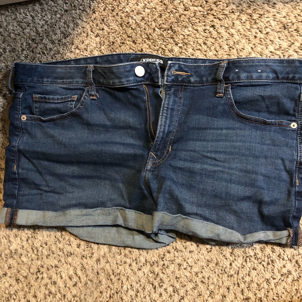 Express shorts